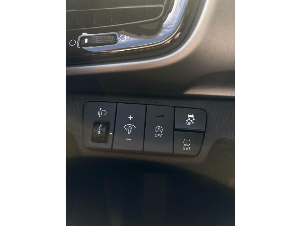 Stonic 1.0 T-GDI 120ch MHEV ACTIVE BUSINESS HYBRIDE 2022 occasion 44700 Orvault
