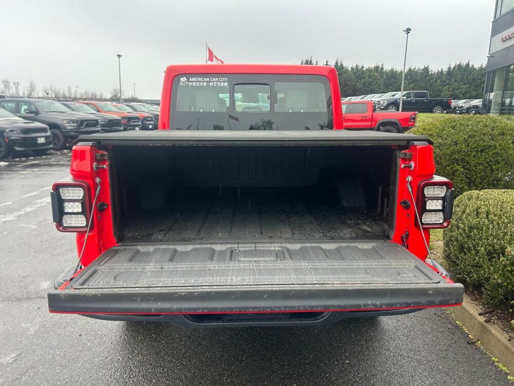 Divers Crew cab MOJAVE V6 3.6L Pentastar 2021 occasion 91830 Le Coudray-Montceaux