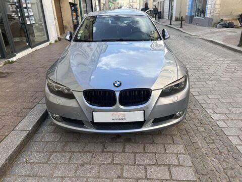 S&eacute;rie 3 BMW 325i Coup&eacute; E92 - Carnet Entretien Complet 2009 occasion 77100 Meaux