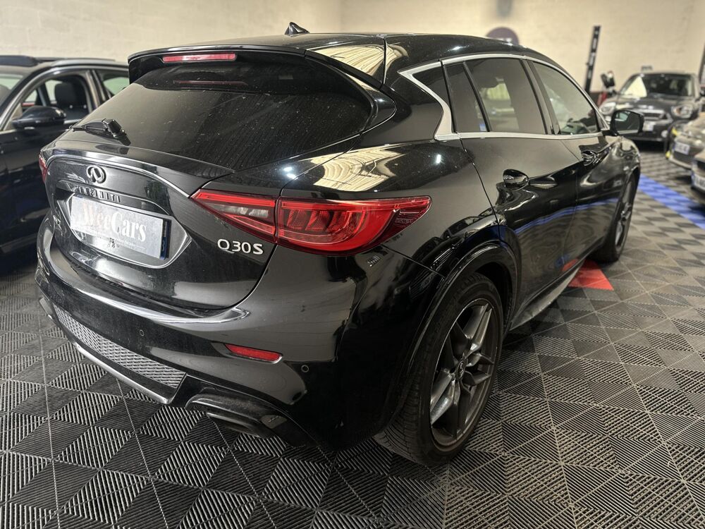 Q30 2.2d - BV DCT AWD BERLINE Sport Garantie 12 mois 2016 occasion 94360 Bry-sur-Marne