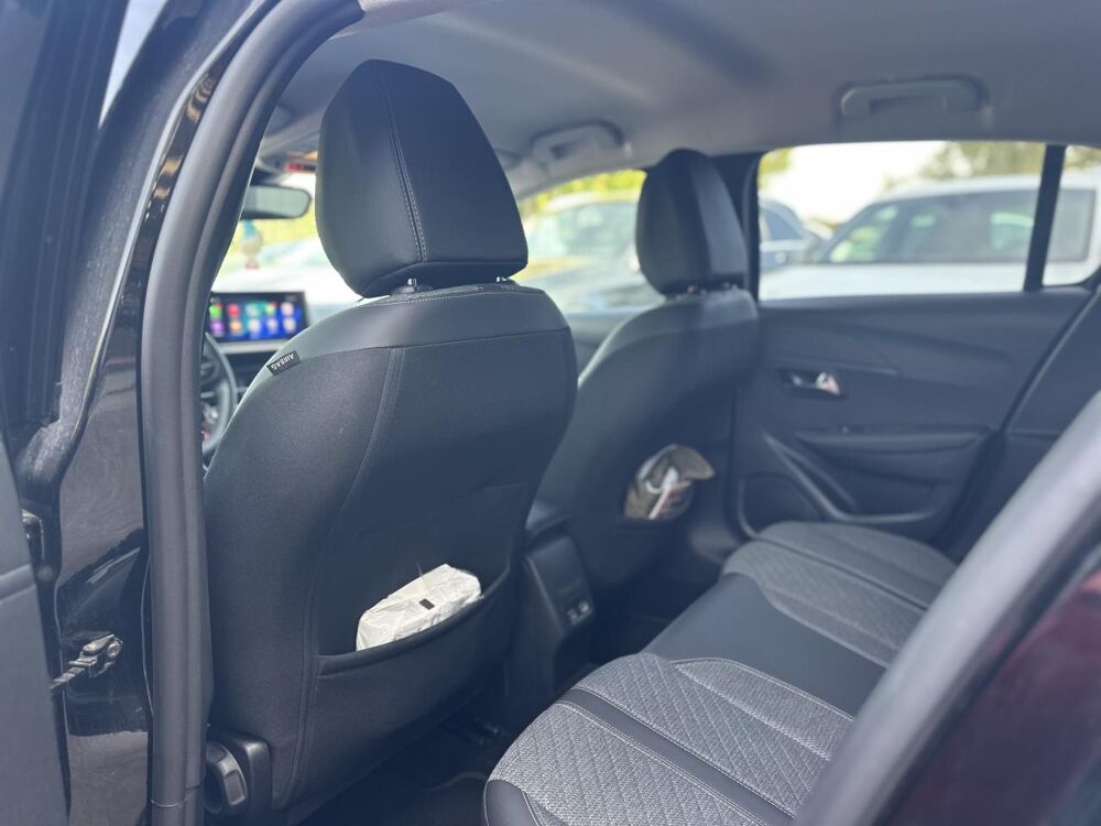 208 ALLURE 100CH - CARPLAY SANS FIL - NOIR 2024 occasion 13760 Saint-Cannat
