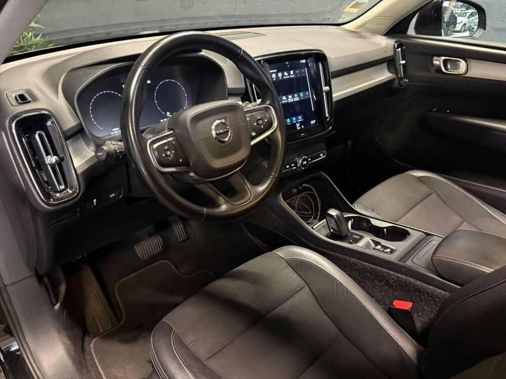 XC40 D3 150ch BVA Geartronic Momentum - GARANTIE 6 MOIS MINIMUM 2018 occasion 33700 M&eacute;rignac