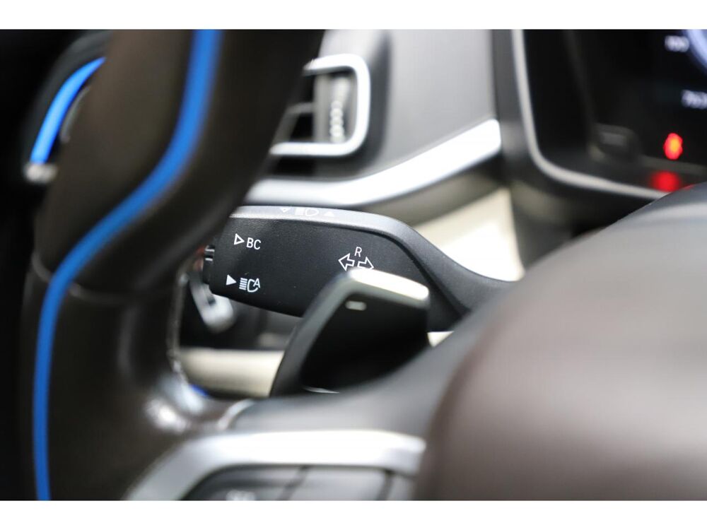 i8 Pure Impulse 2015 occasion 06550 La Roquette-sur-Siagne