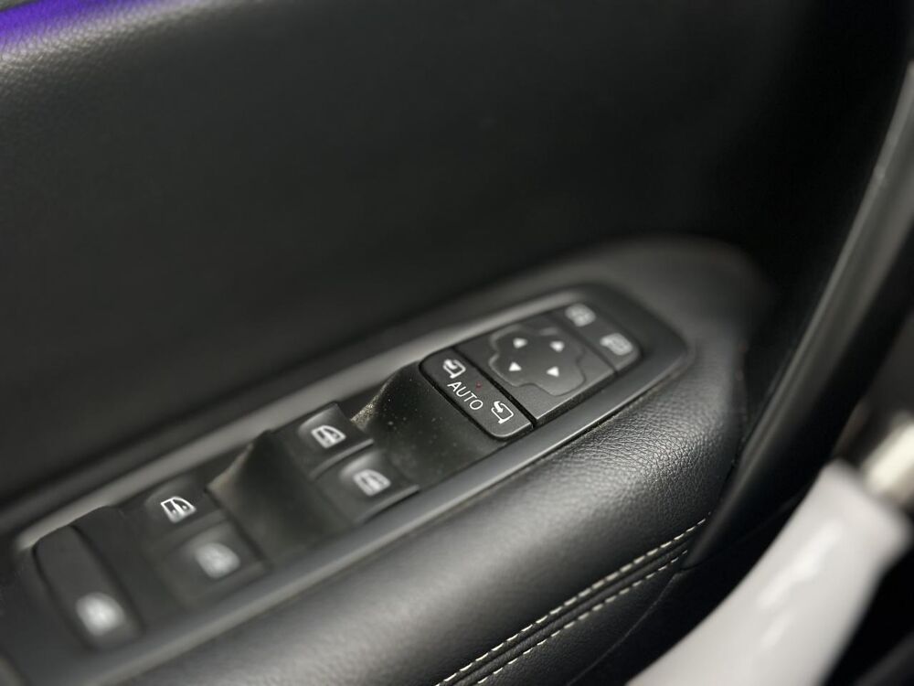 M&eacute;gane IV 1.5 dCi 115 IV Intens + CARPLAY + CAMERA + TETE HAUTE 2021 occasion 13760 Saint-Cannat