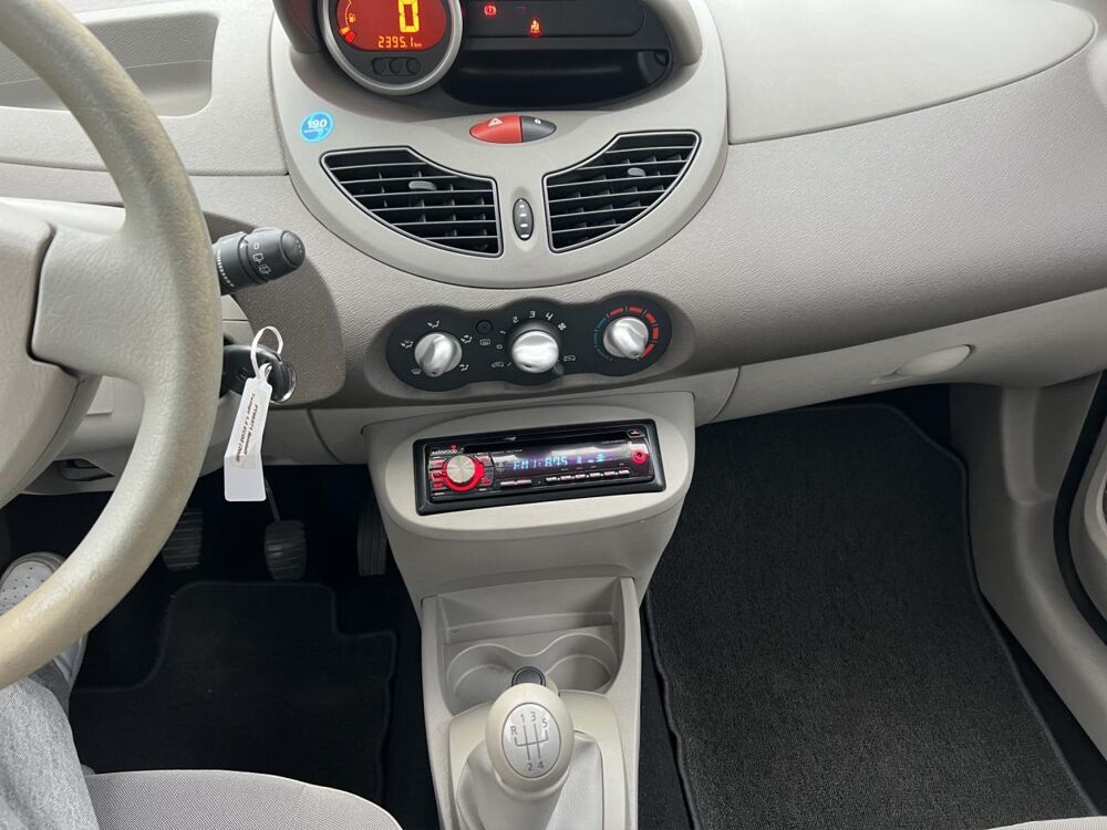 Twingo 1.2i 16V LEV - 75 II BERLINE Authentique PHASE 1 2009 occasion 06250 Mougins