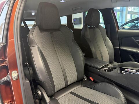 5008 BlueHDi 130 EAT8 Allure Phase 2 - 2022 - CARPLAY - CAMERA - 2022 occasion 60740 Saint-Maximin