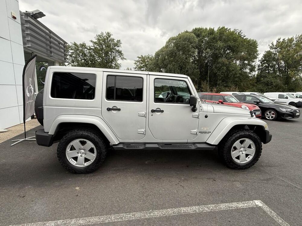 Wrangler 2.8 CRD 200CH Unlimited Sahara ATTELAGE + GPS + CLIM 2012 occasion 19100 Brive-la-Gaillarde