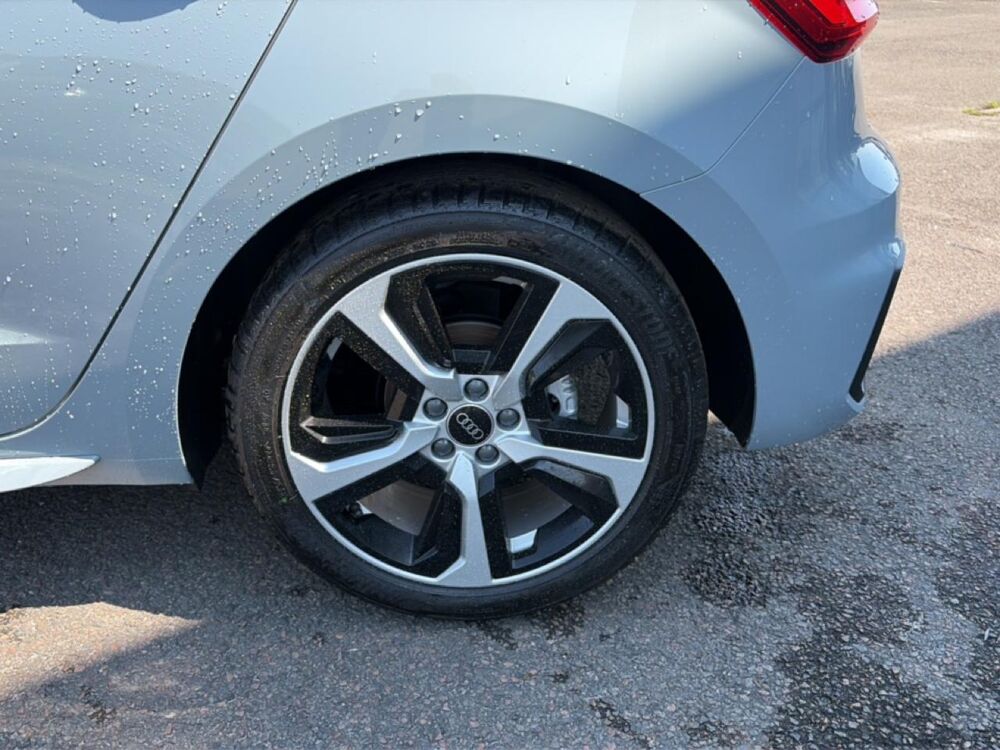 A1 30 tfsi 116 s line s tronic 7 2026 occasion 85150 Les Achards