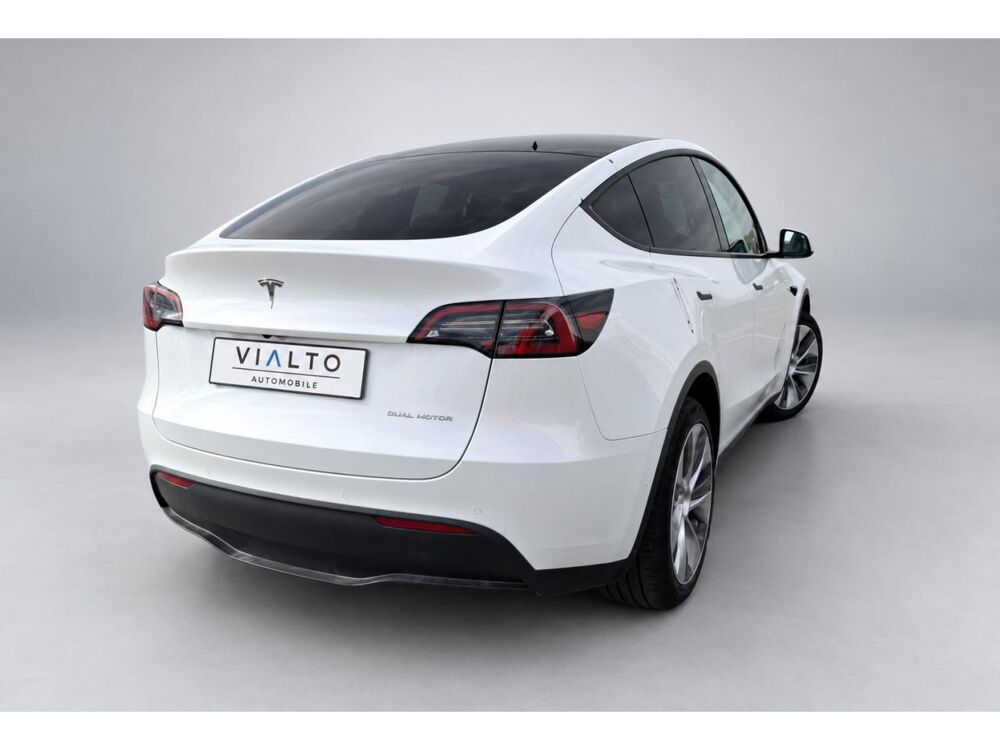 Model Y AWD 514 CV Long Range - Dual Motor 2022 occasion 49070 Beaucouz&eacute;