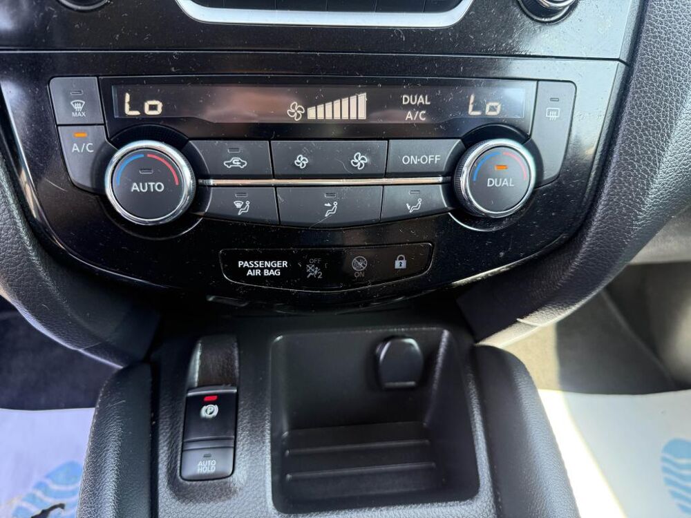 Qashqai 1.6 dCi - 130 Acenta clim + radar AR + attelage 2018 occasion 19100 Brive-la-Gaillarde