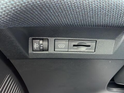 C5 aircross 1.2 hybride 145 plus boite automatique 2026 occasion 85150 Les Achards