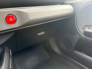 Twingo E-Tech Autonomie Urbaine 80 Techno a partir de 140 euros / m 2026 occasion 31660 Bessi&egrave;res
