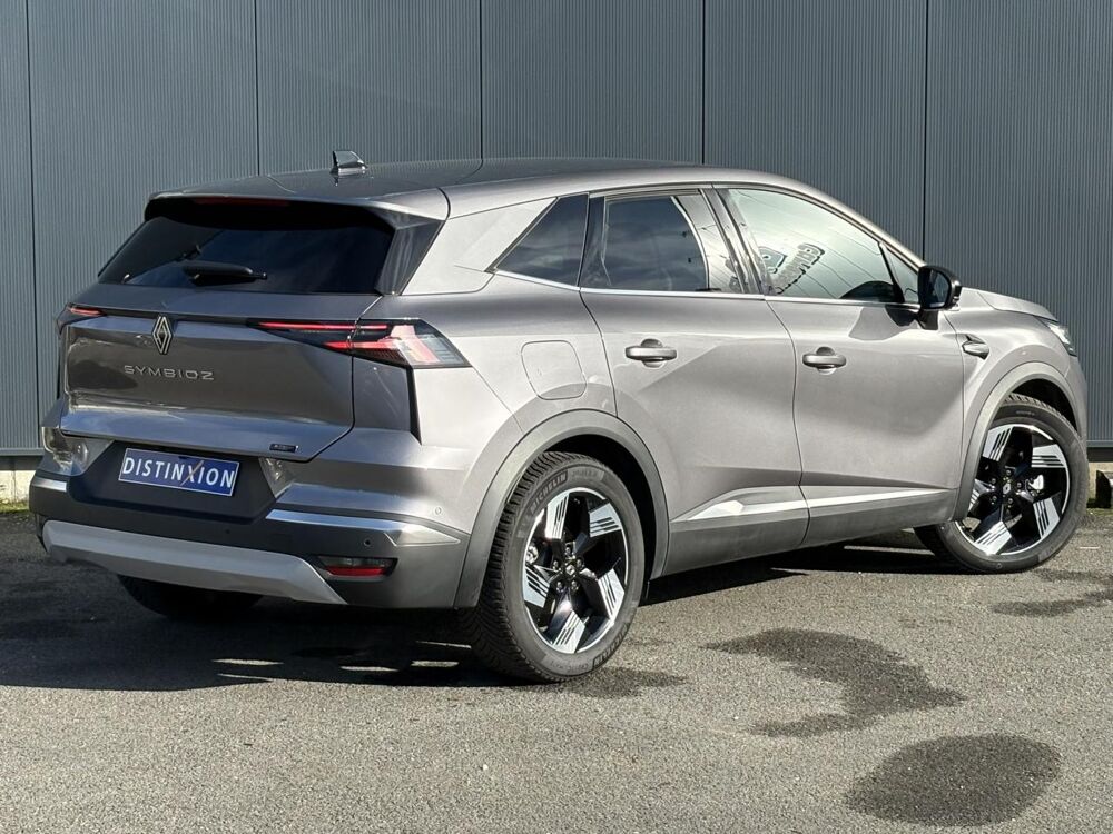 Symbioz E-Tech Full Hybrid 145 Iconic avec Cam&eacute;ra 360&deg;, et Hayon mai 2025 occasion 35300 Foug&egrave;res