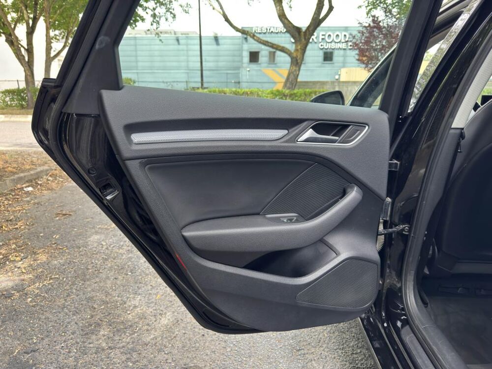 A3 Berline 1.4 TFSI Ultra - 150 8V BERLINE Ambiente 2014 occasion 77185 Lognes