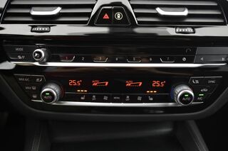 S&eacute;rie 5 Touring 518d 150 ch BVA8 M Sport SUIVI BMW 2023 occasion 33620 Cavignac