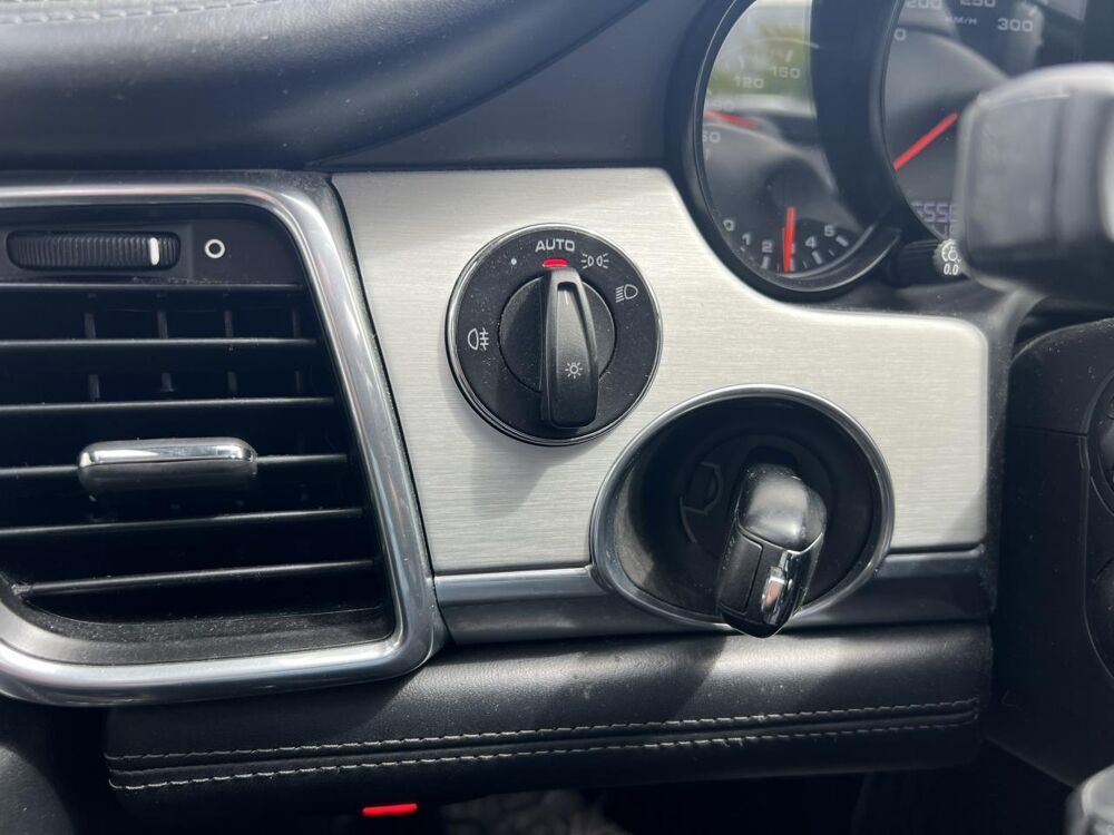 Panamera V6 TDI 250 TIPTRONIC - SUIVI PORSCHE - BOSE - TOIT OUVRANT 2011 occasion 13760 Saint-Cannat