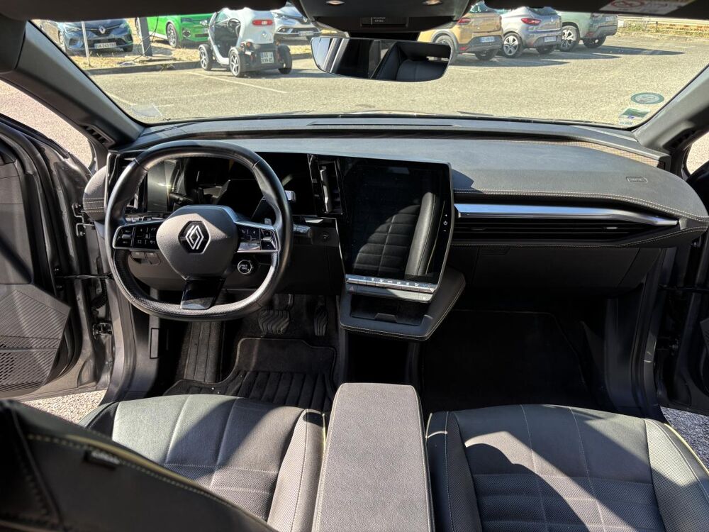 M&eacute;gane E-Tech EV 60 Optimum Charge - 220 V E-TECH Iconic 2023 occasion 31220 Lavelanet-de-Comminges