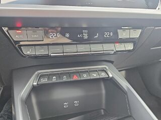 A3 1.5 tfsi 150 hybride s line s tronic 7 2026 occasion 85150 Les Achards