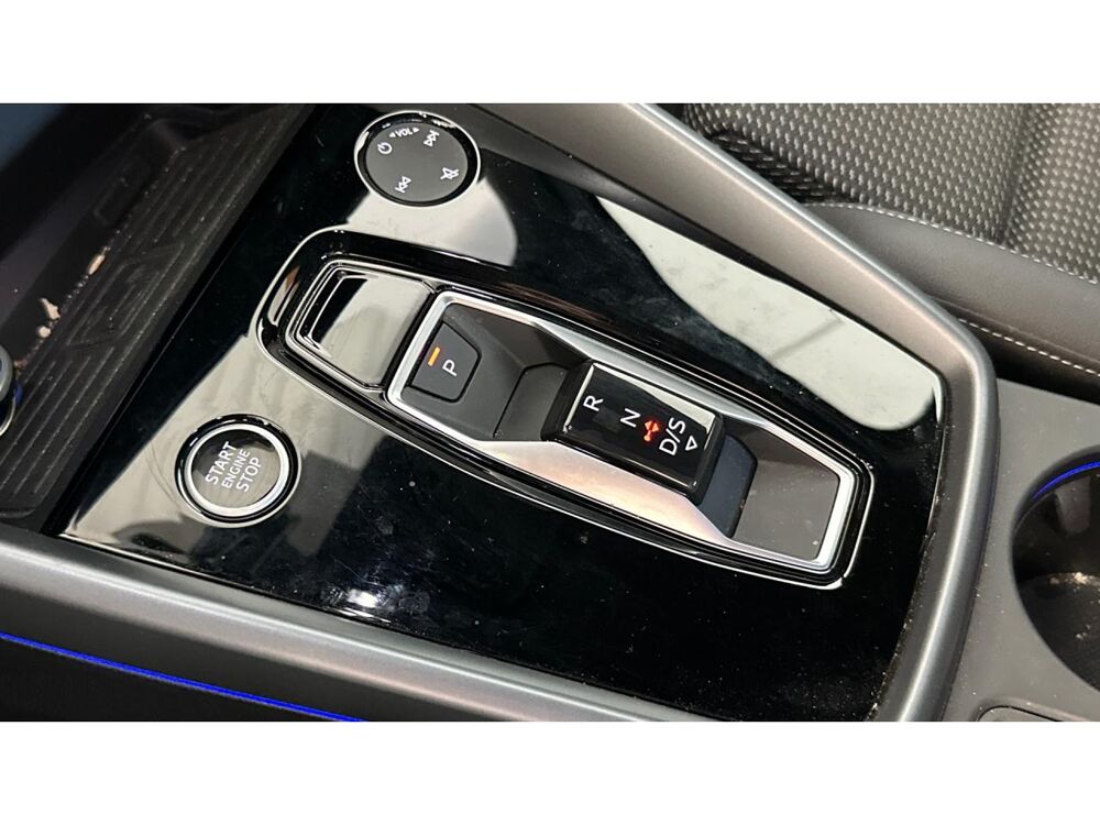 A3 Allstreet 1.5 40 TFSI e 204 S-Tronic 6 8Y Avus ALLSTREET S 2025 occasion 17600 Saujon