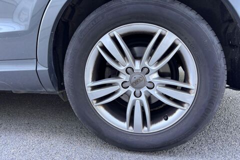 Q3 2.0 TDI DPF - 140 Ambiente - DISTRIBUTION OK - EMBRAYAGE OK 2012 occasion 77185 Lognes