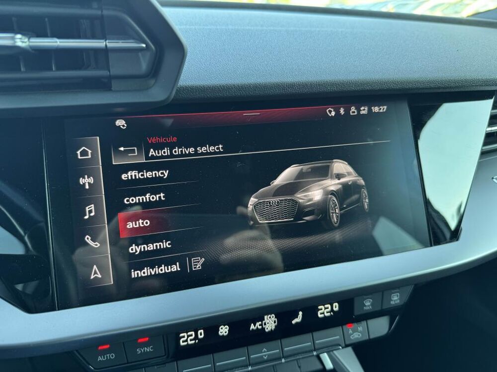 A3 SPORTBACK BUSINESS LINE 40 TFSI E - 204ch S-Tronic 6 2022 occasion 44700 Orvault
