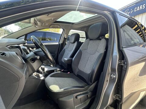 Captur INTENS 120CH - TOIT PANO - RADARS - SUIVI 2017 occasion 13760 Saint-Cannat