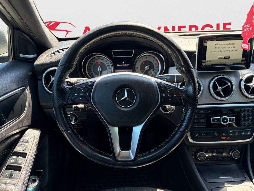 Classe GLA GLA 220 CDI - BV 7G-DCT - BM X156 Edition 1 4-Matic 2015 occasion 13400 Aubagne