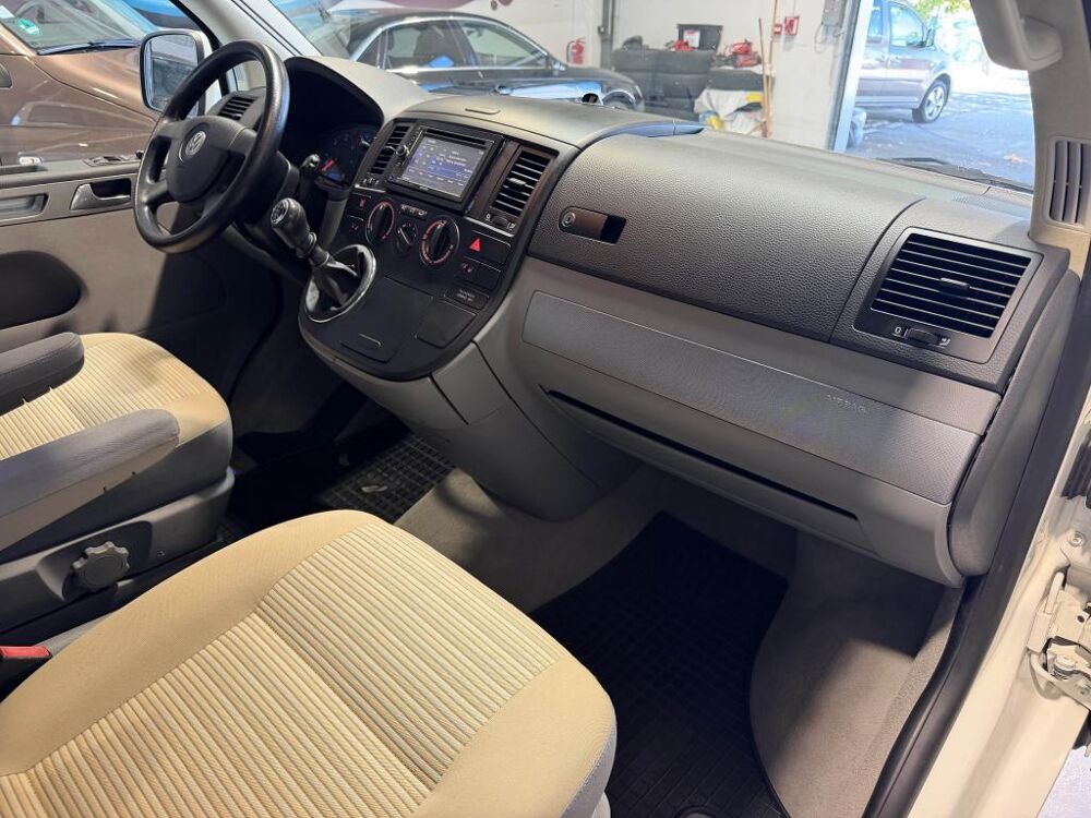 MULTIVAN T5 2.5 TDI 130 COMFORTLINE 4MOTION 2009 occasion 26000 VALENCE