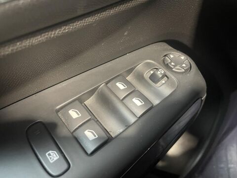 C5 aircross 1.2 Ess 130cv Shine Garantie 12 mois 2020 occasion 33500 Libourne