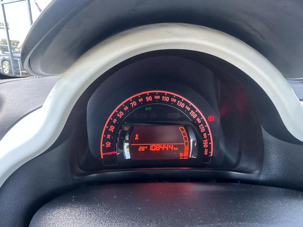 Twingo 1.0 SCe - 70 E6C Bo&icirc;te courte III BERLINE Life 2 PHASE 1 - 2018 occasion 33450 Montussan
