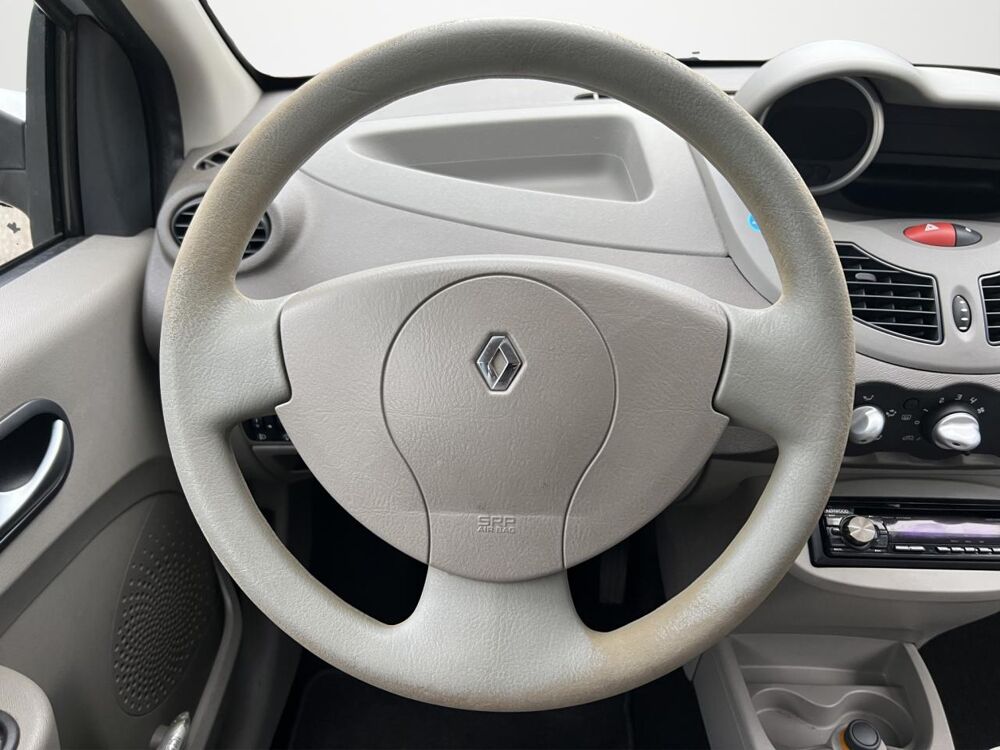 Twingo 1.2i 16V LEV - 75 II BERLINE Authentique PHASE 1 2009 occasion 06250 Mougins