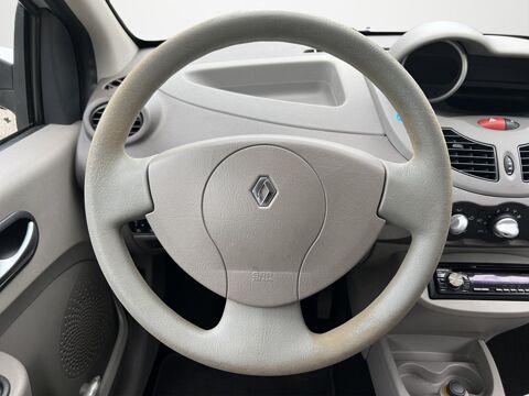 Twingo 1.2i 16V LEV - 75 II BERLINE Authentique PHASE 1 2009 occasion 06250 Mougins