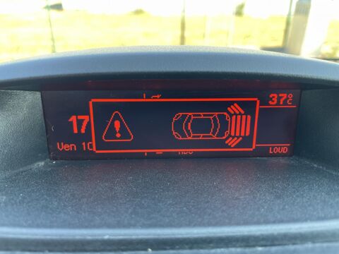 Berlingo 1.6 L BLUEHDI 100 CV / 1 ERE MAIN / GIRAFON 2017 occasion 50640 Le Teilleul