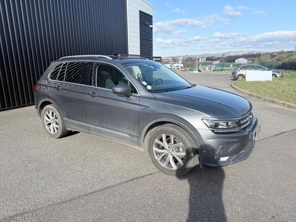 Tiguan 2.0 TDI 150 BLUEMOTION CARAT DSG BVA PANO/CAMERA/ACC/AMBIANC 2019 occasion 42170 Saint-Just-Saint-Rambert