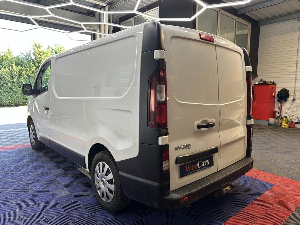 NV300 Visia 2.8t L1H1 1.6 dCi - 95 FOURGON Fourgon L1H1 PHASE 1 2016 occasion 33370 Artigues-pr&egrave;s-Bordeaux