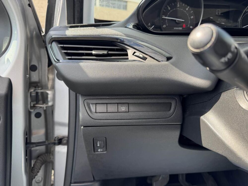 208 1.5 BlueHDi S&S - 100 Active gps + clim 2019 occasion 19100 Brive-la-Gaillarde