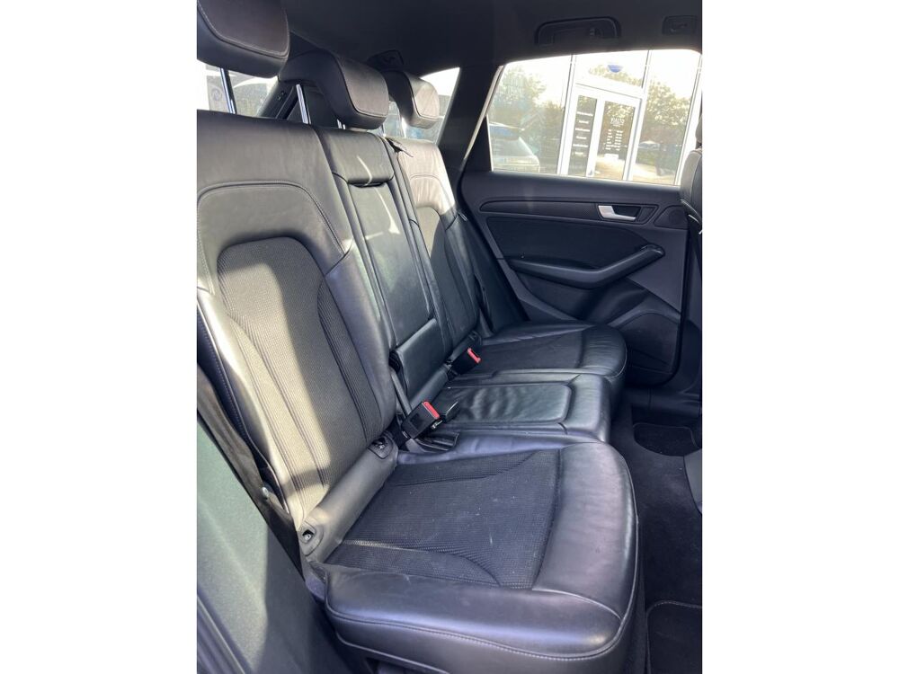 Q5 Quattro 2.0 TDI 177 S-tronic S-Line Carplay Attelage (Suivi 2013 occasion 49070 Beaucouz&eacute;