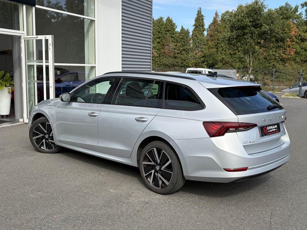 Octavia AMBITION 1.4 TSI PHEV 204ch DSG6e 2022 occasion 44700 Orvault