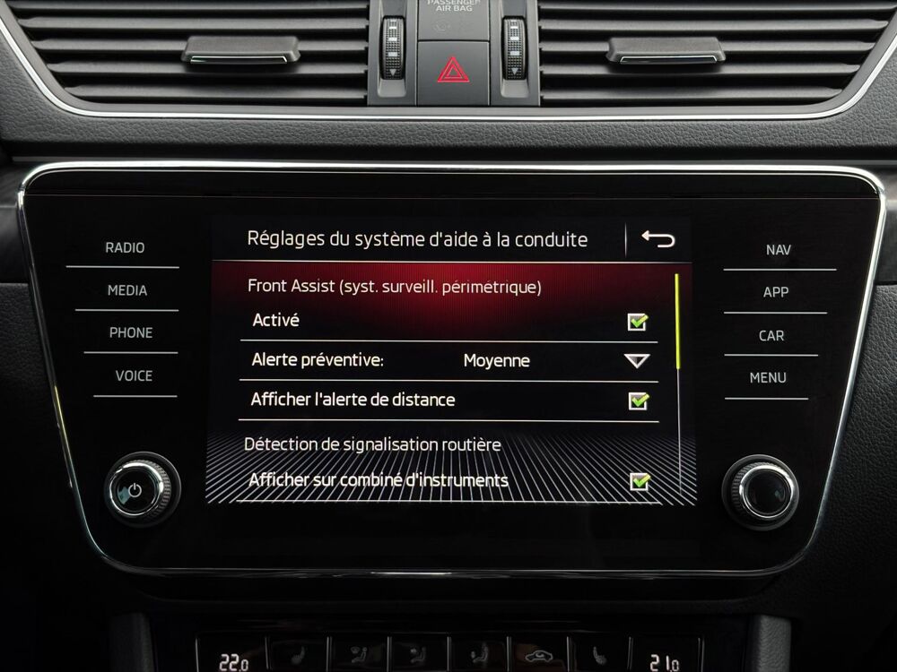 Superb 2.0 TDI 190 DSG Sportline 1&egrave;re Main Attelage Pack Hiver Matr 2020 occasion 67440 Marmoutier