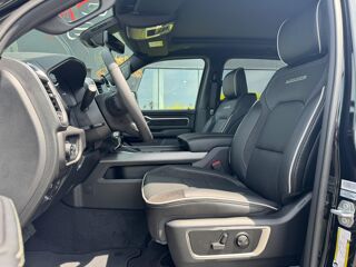 RAM 1500 CREW LAIE SPORT NIGHT EDITION AIR 2025 occasion 91830 Le Coudray-Montceaux