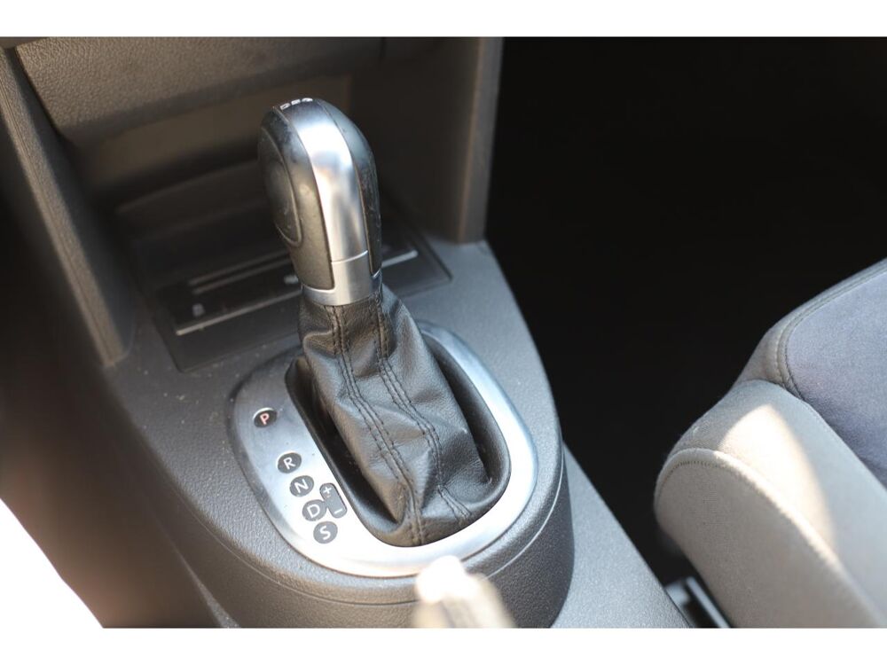 Touran 1.6 tdi 105 fap confortline dsg7 2012 occasion 60740 Saint-Maximin