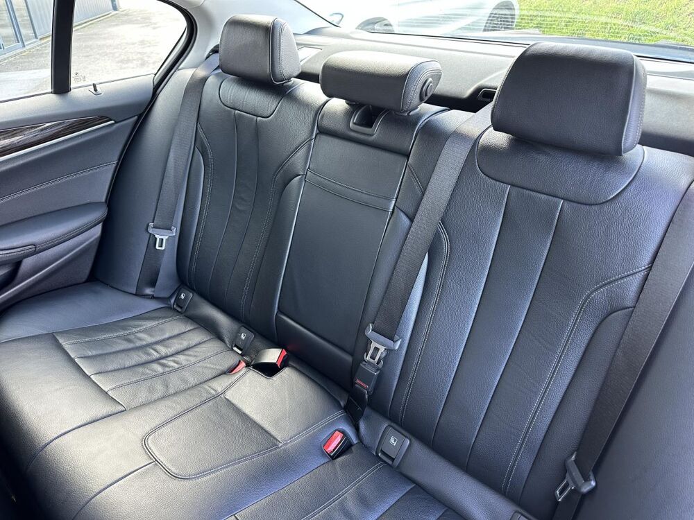 S&eacute;rie 5 530e iPerformance BVA 8 Steptronic G30 F90 Business PH 1. T. 2019 occasion 33450 Montussan