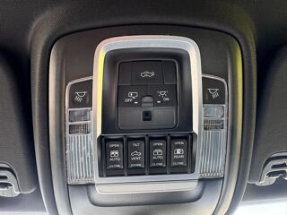 RAM 1500 CREW LAIE SPORT NIGHT EDITION AIR 2025 occasion 91830 Le Coudray-Montceaux