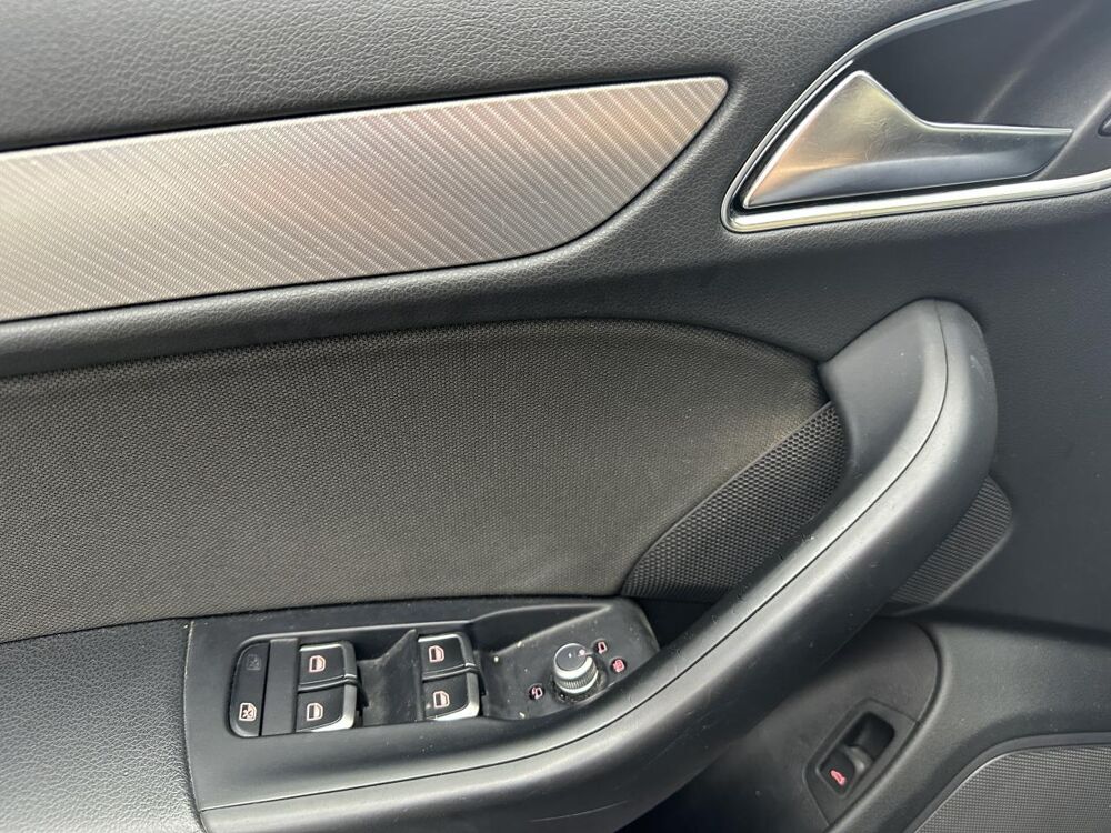 Q3 2.0 TDI 150 BUSINESS LINE QUATTRO S-TRONIC BVA 2016 occasion 33370 Artigues-pr&egrave;s-Bordeaux