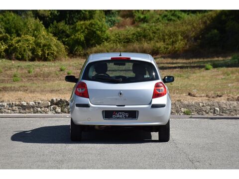Clio 1.2i 16V - 75 III 2007 occasion 06250 Mougins