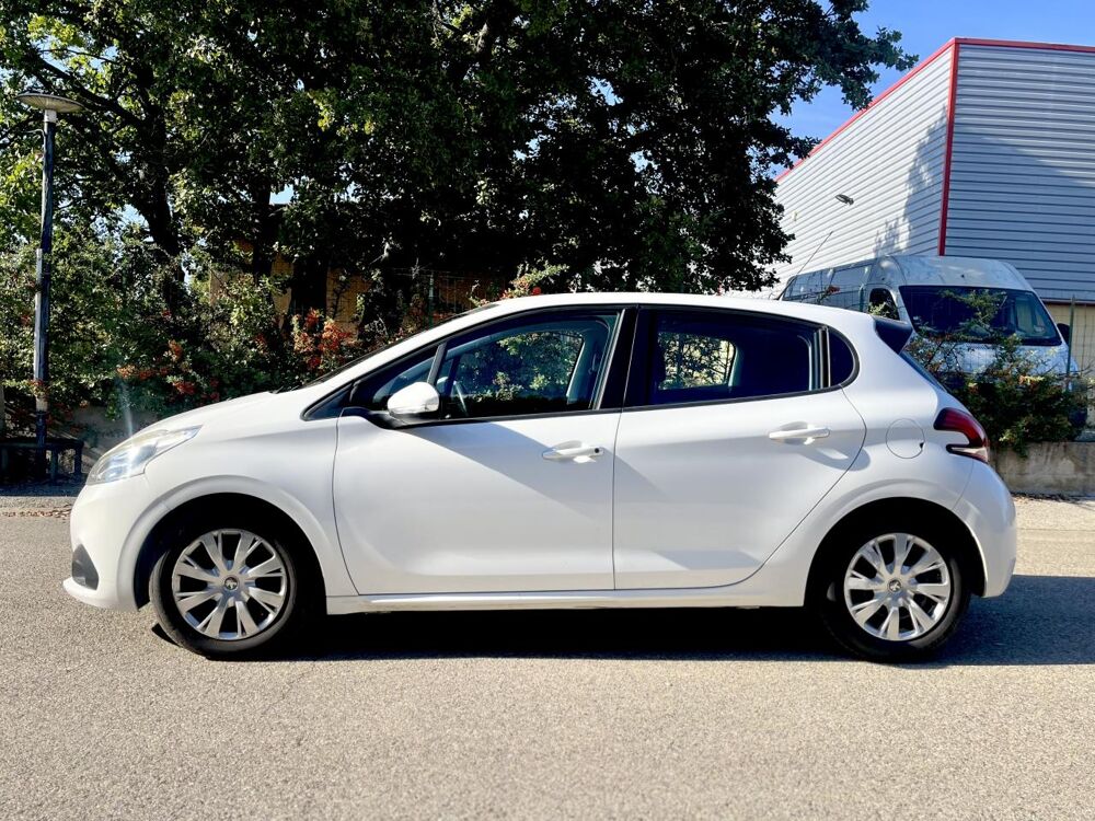 208 1.6 75CH Allure Business - CARPLAY - CLIM - DISTRI FAITE 2017 occasion 13760 Saint-Cannat