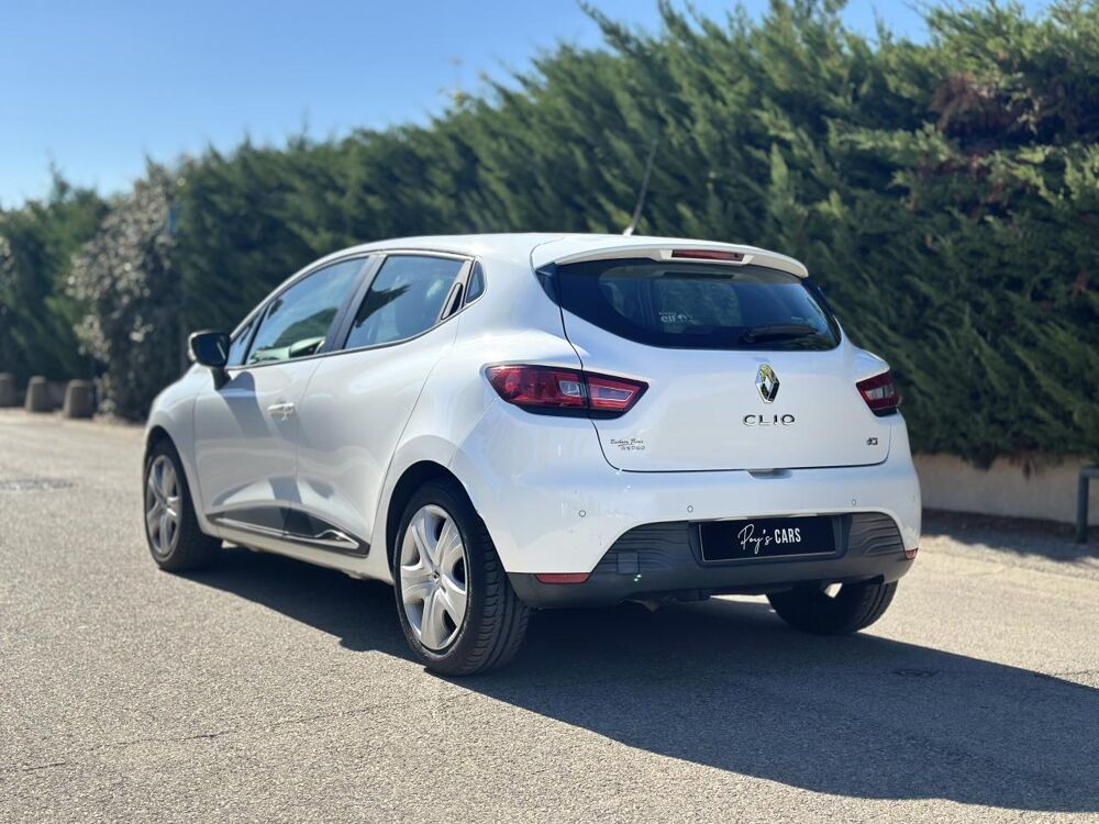 Clio 1.5 dCi 90CH ZEN - COURROIE NEUVE - BLUETOOTH - NAV 2015 occasion 13760 Saint-Cannat