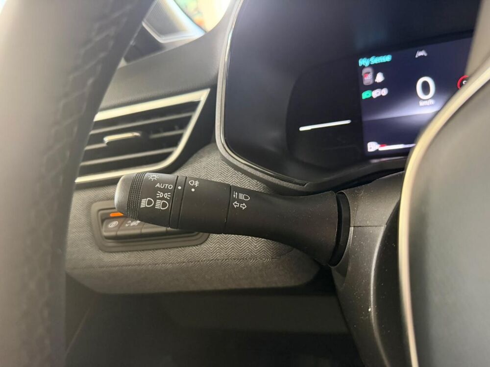 Clio 1.0 Tce - 90 V BERLINE Techno 2026 occasion 38400 Saint-Martin-d'H&egrave;res