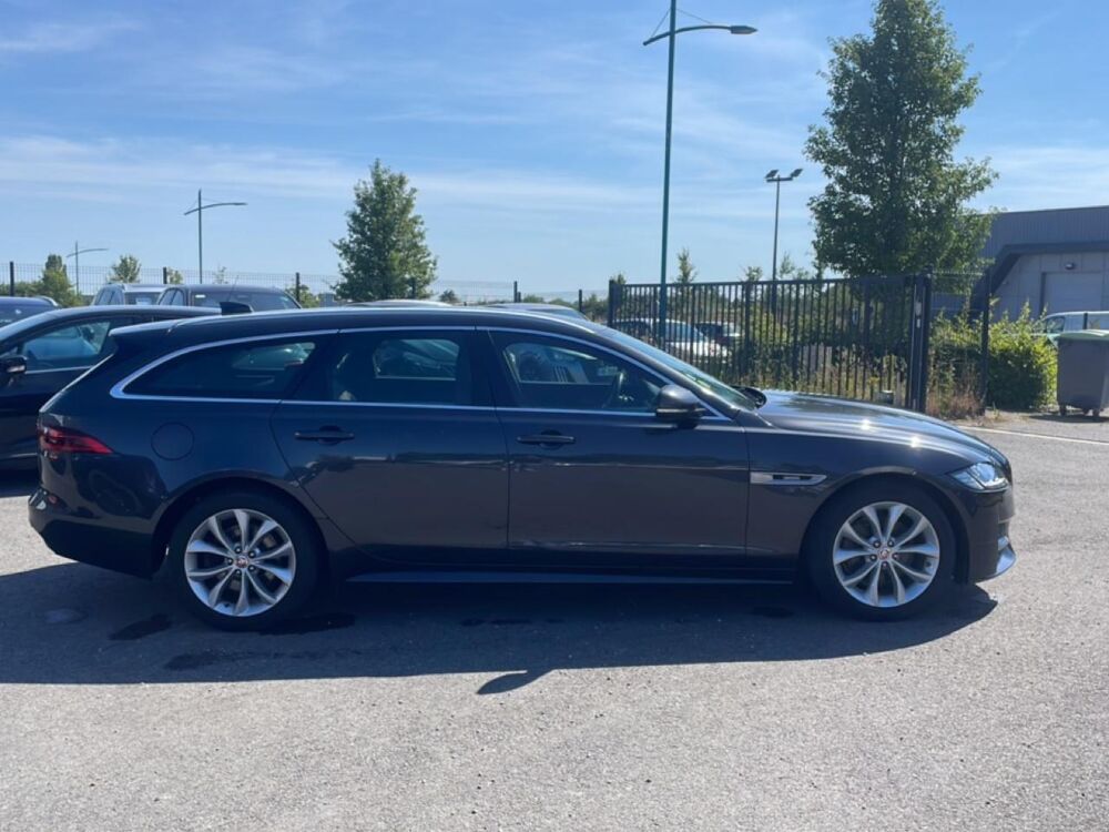 XF 2.0d 180 business r-sport bva 2020 occasion 85150 Les Achards