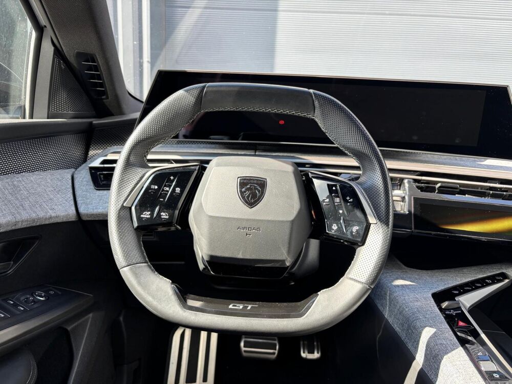 3008 1.2i Hybrid -136CH - BV e-DCS6 - Finition GT - 2025 - Garant 2025 occasion 33130 B&egrave;gles